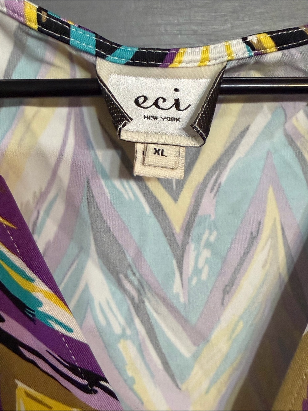 ECI V-Neck Chevron Midi Dress in Purple, Yellow & Blue XL - Picture 5 of 10